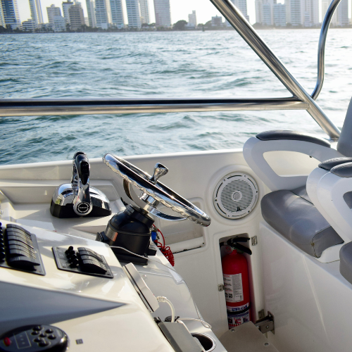 Lancha Génesis III 43´FT 1