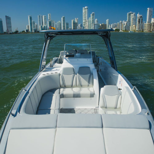 Lancha blue Horizon 38´FT 1